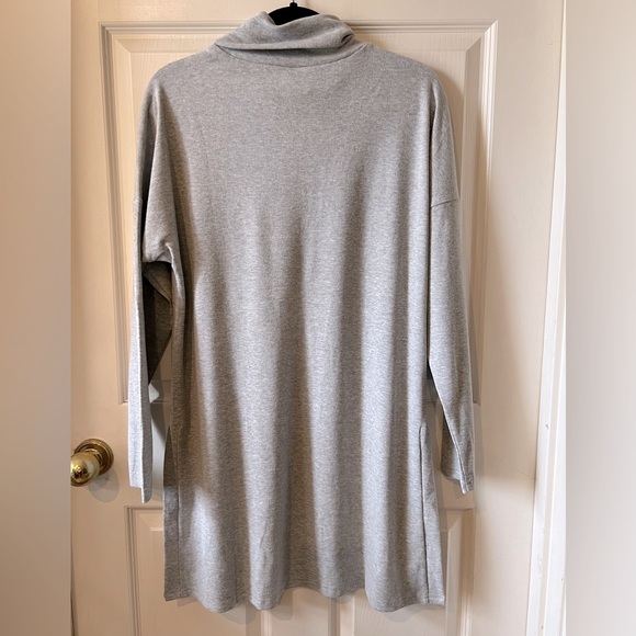 NWT women’s long sleeve tunic T-shirt size Large - Picture 4 of 6